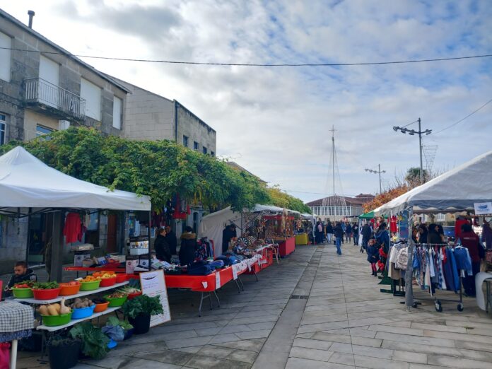 Mercado Nadal Arbo